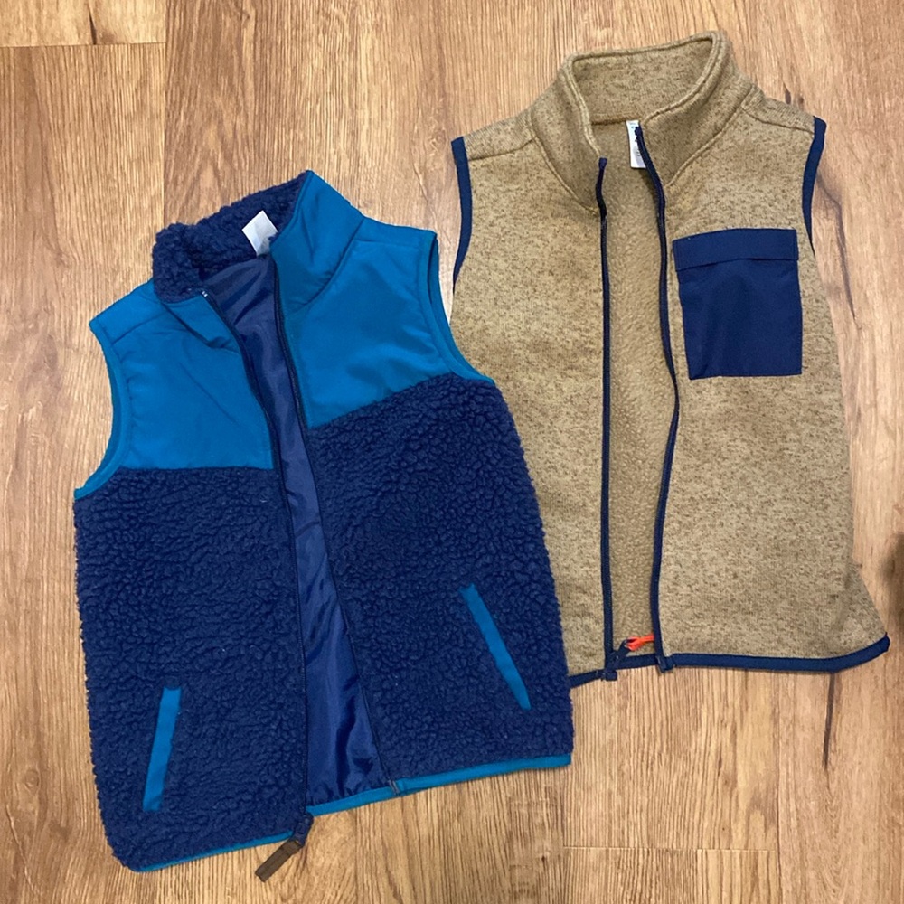 2 vest 4T